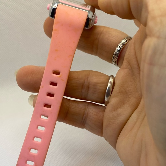 Pink digital fashion watch with day and alarm - Picture 9 of 12